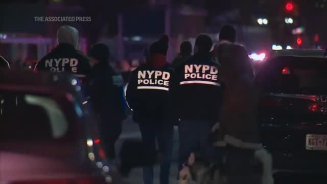 Official: 1 Officer Killed, 1 Seriously Hurt In Nyc Shooting