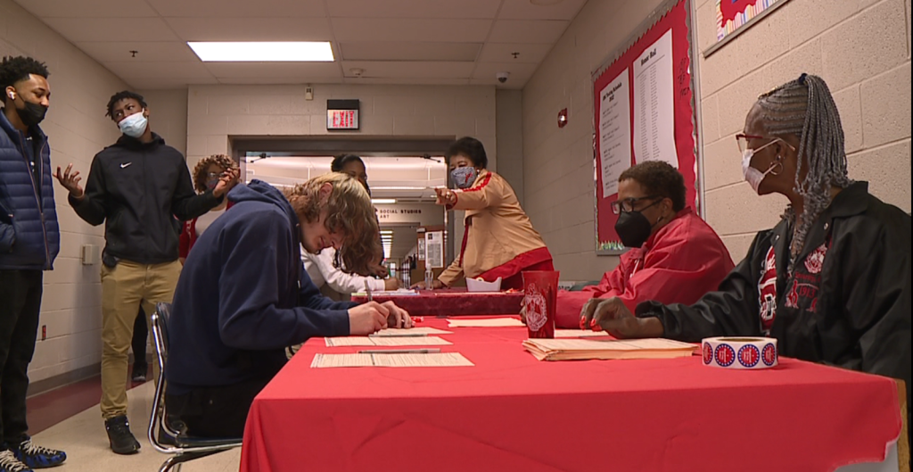Sorority Hosts Voter Registration Drives At High Schools 1