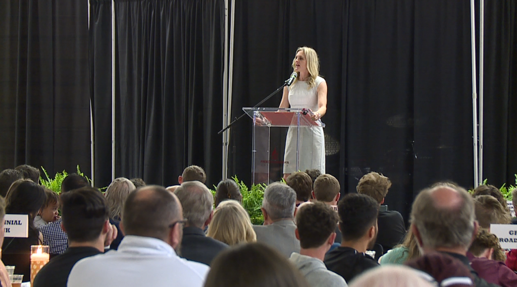 Lady Vol Speaks At Fhu Event 1