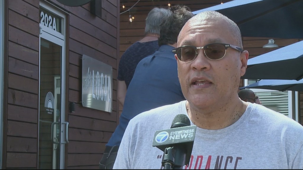 Open Mic Poetry Vosot 10pm Sat