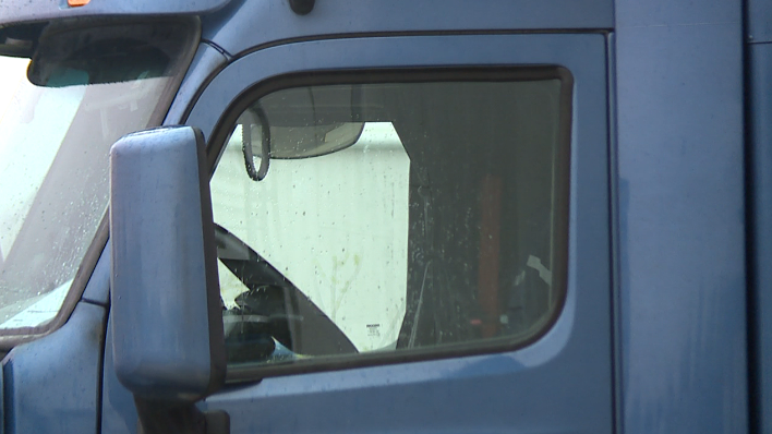 Company Offers Free Semi Truck Driver Training 1