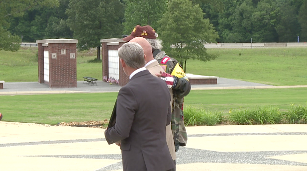 Veterans Group Places Wreath 4