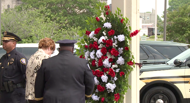 Fallen Law Enforcement Officers Honored With Memorial 2