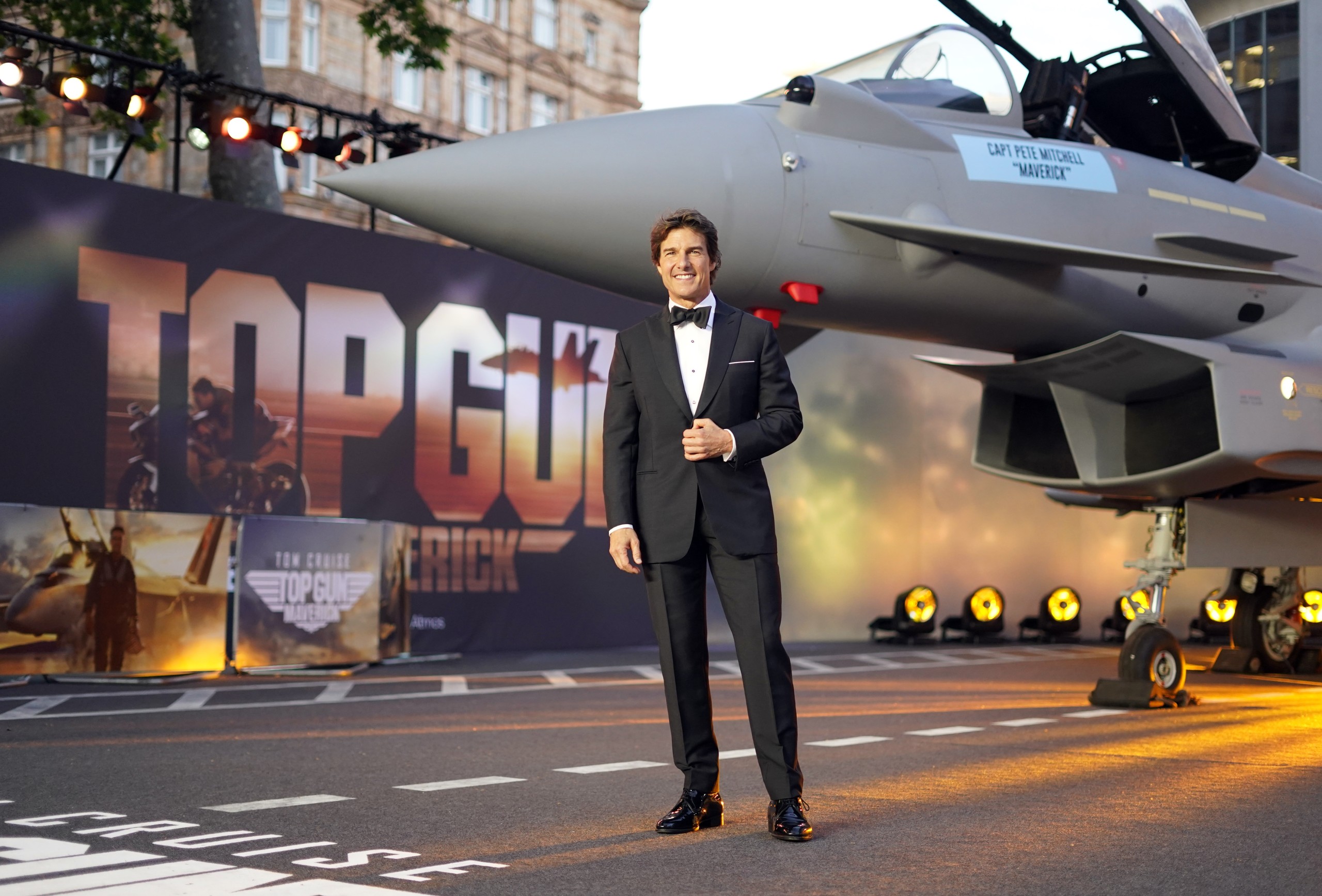 Top Gun' and Tom Cruise return to the danger zone - WBBJ TV