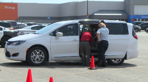 First Responders Check Car Seats For National Certification 2