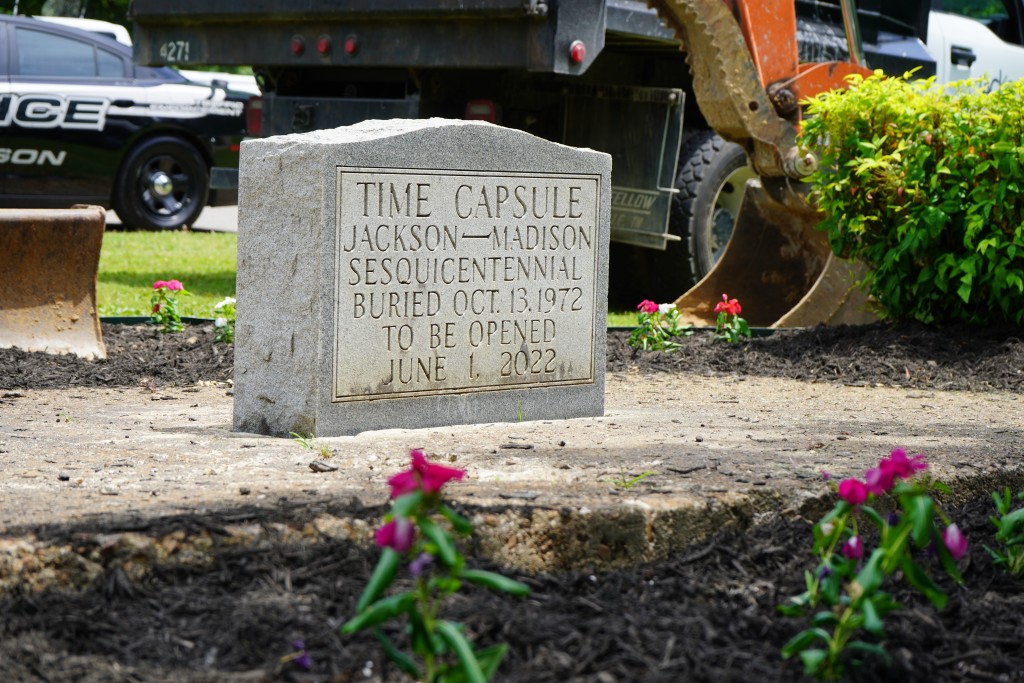 1972 Time Capsule Opened 2