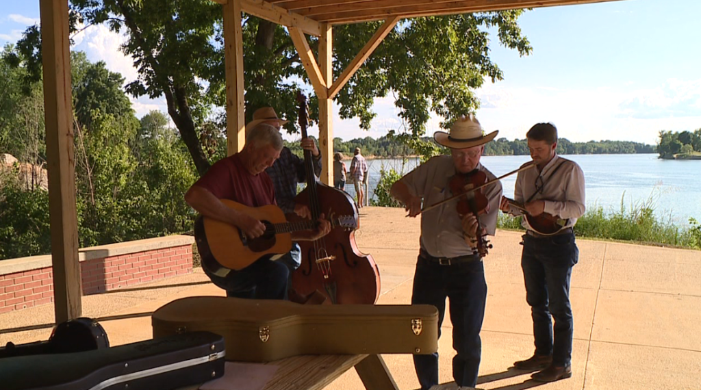 44th Annual Bluegrass Festival Begins On Tennessee River 2