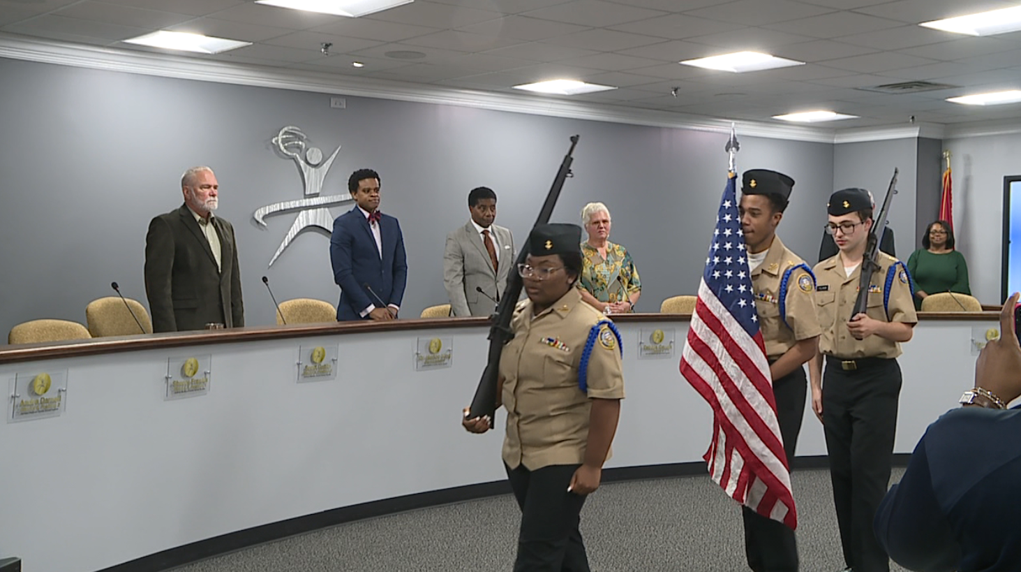 JMCSS board meets for November - WBBJ TV