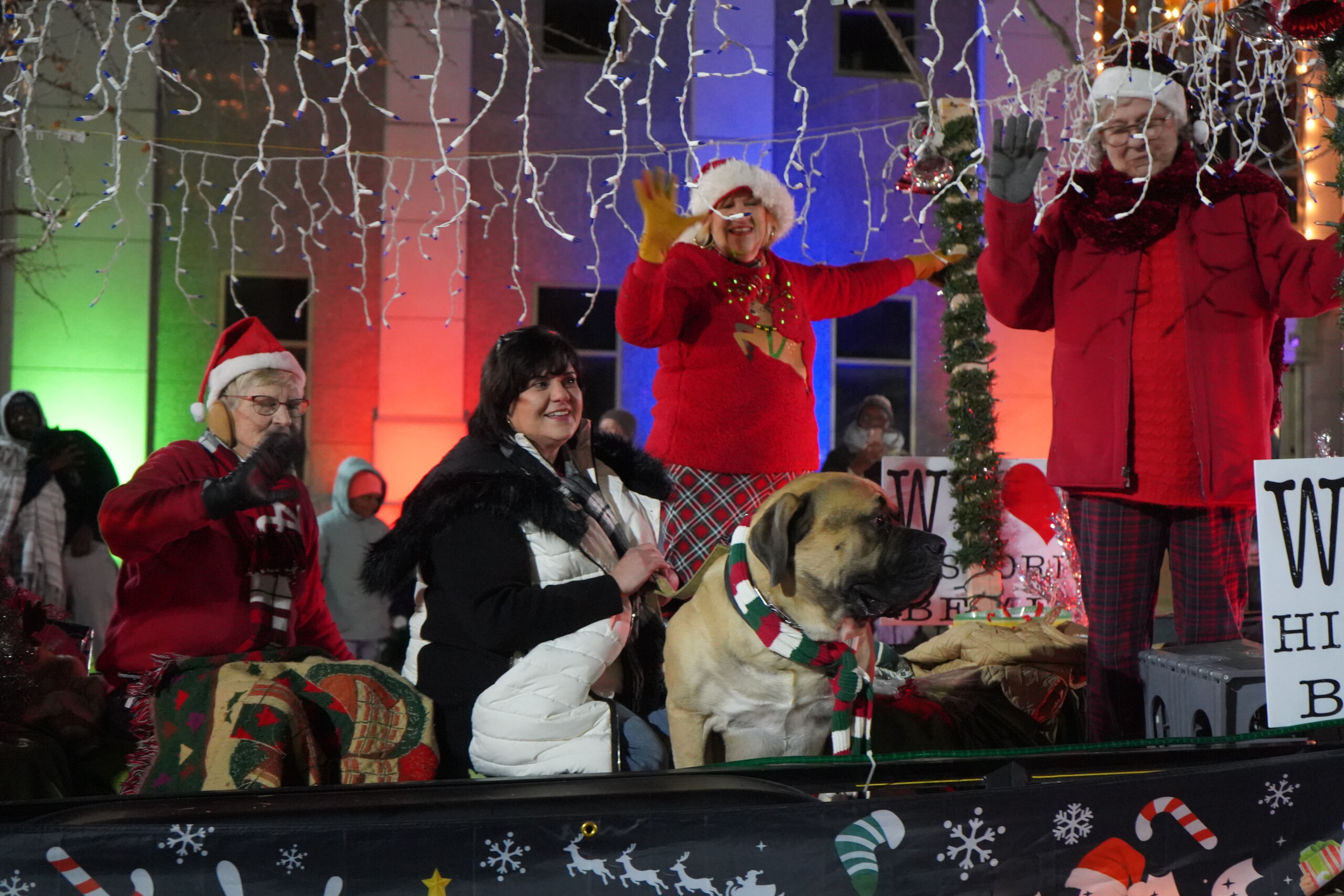 2022 Jackson Christmas Parade WBBJ TV