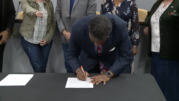 School Board Sends Resolutions To State Legislators Over New Law 2