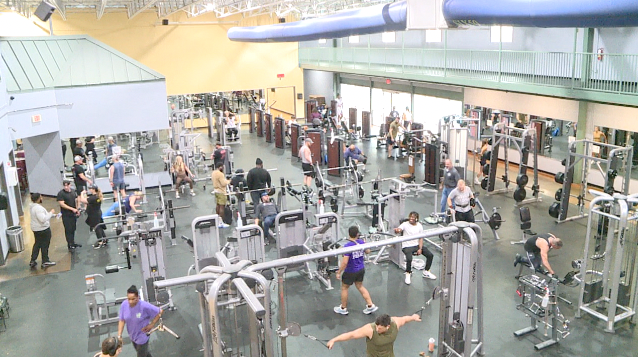 People Head To The Gym As New Year Begins 1