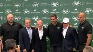 Aaron Rodgers Offically A New York Jet