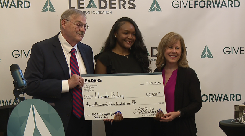 25k In Scholarships Go To High School Seniors 3