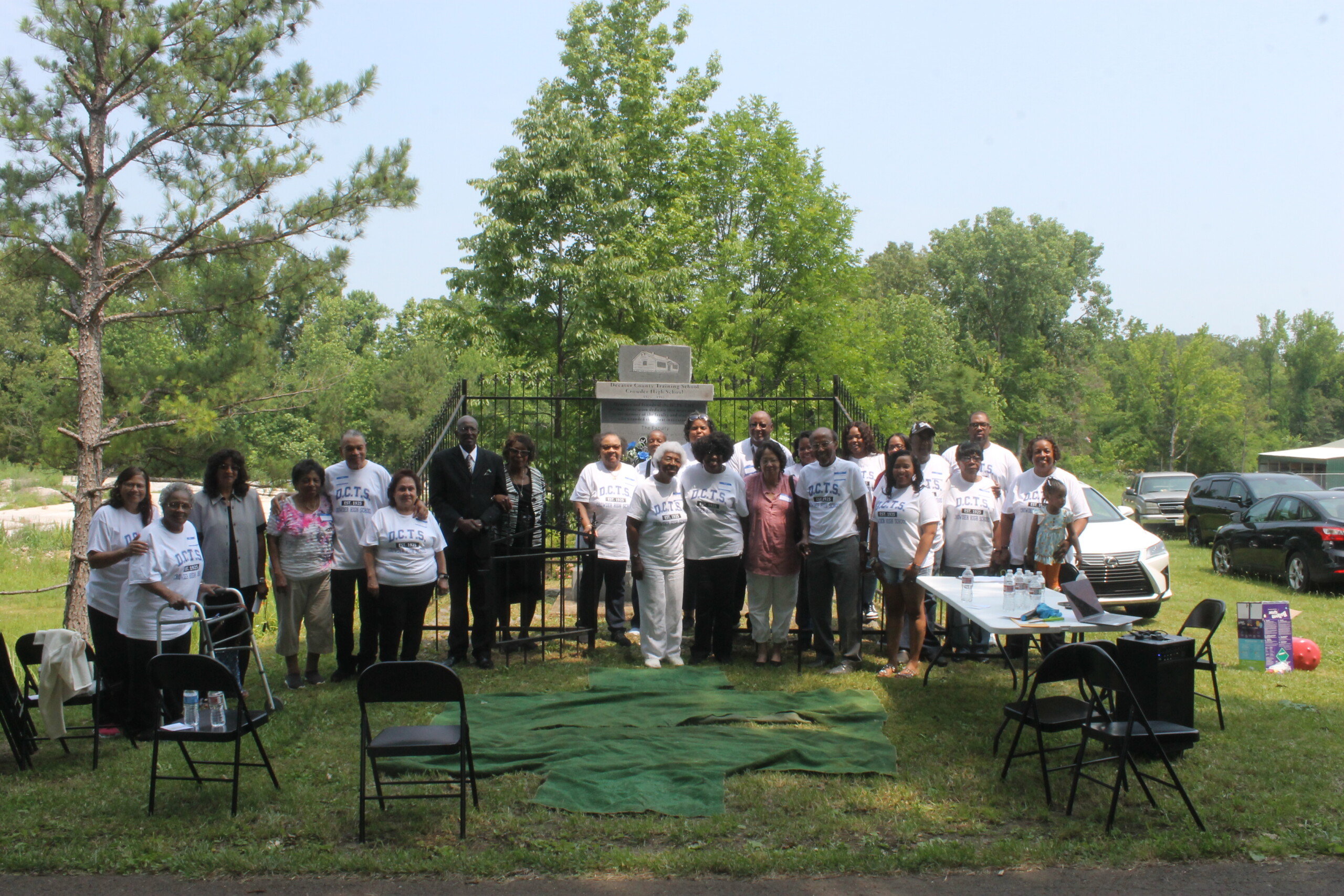 Reunion held for historic school in Decatur County - WBBJ TV