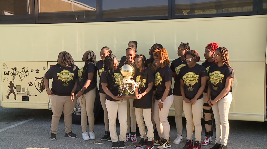 Lady Hawks Head To Gold Bash 1