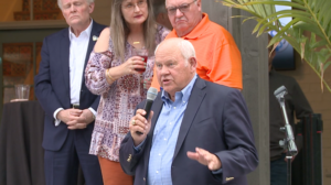 Meet And Greet With Phillip Fulmer Raises Funds For Non Profit 2