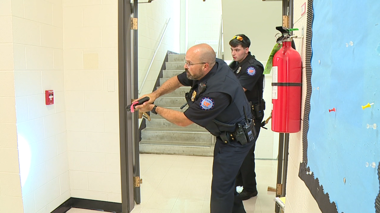 Active shooter training held at local university - WBBJ TV