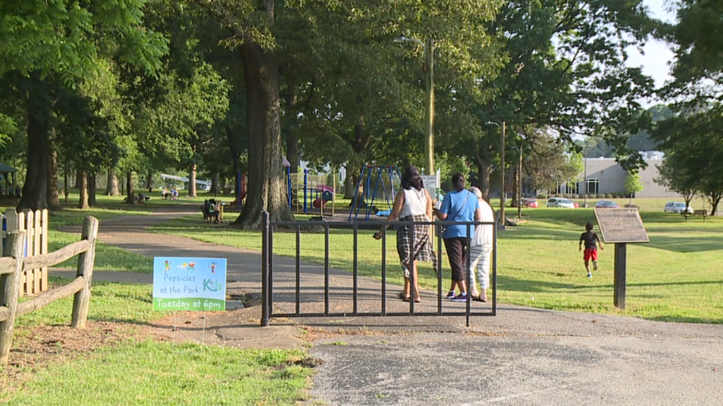 Church Hosts Popsicles In The Park 2