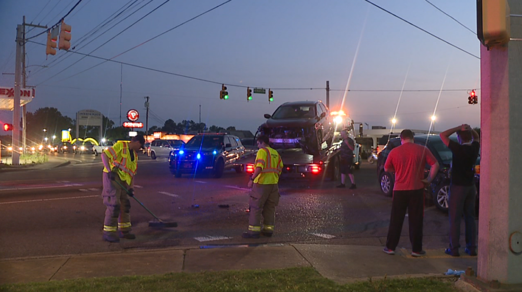 2 Vehicles Towed After Crash 2