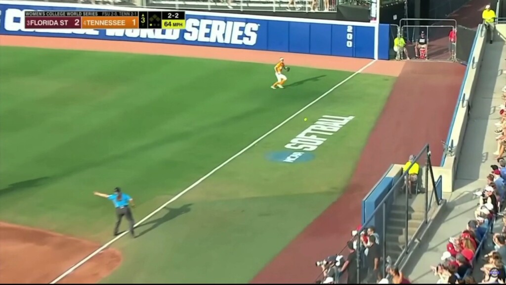 Vols Softball Season Come To End