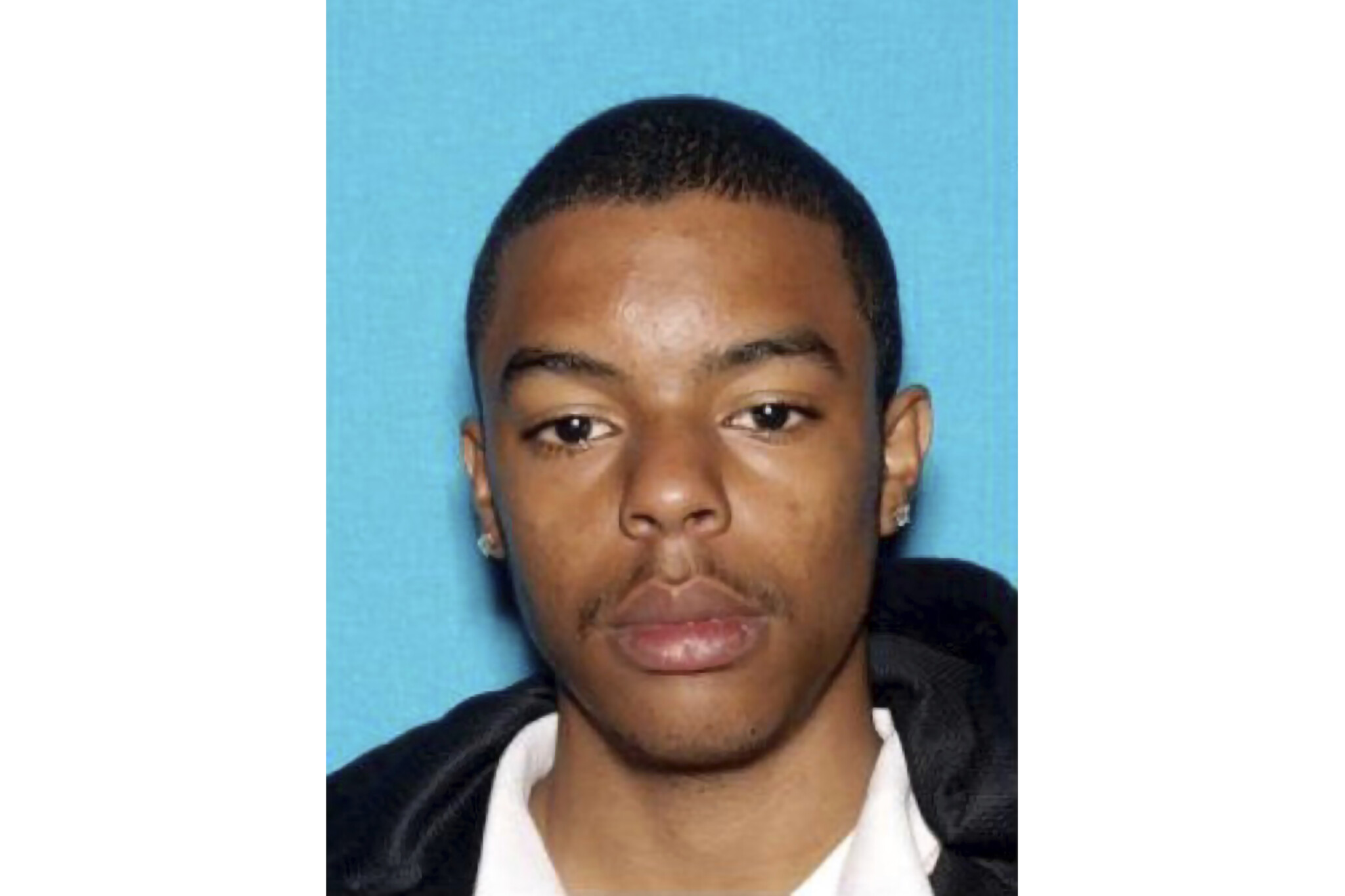 FBI looks for more possible victims after woman escapes from(02)