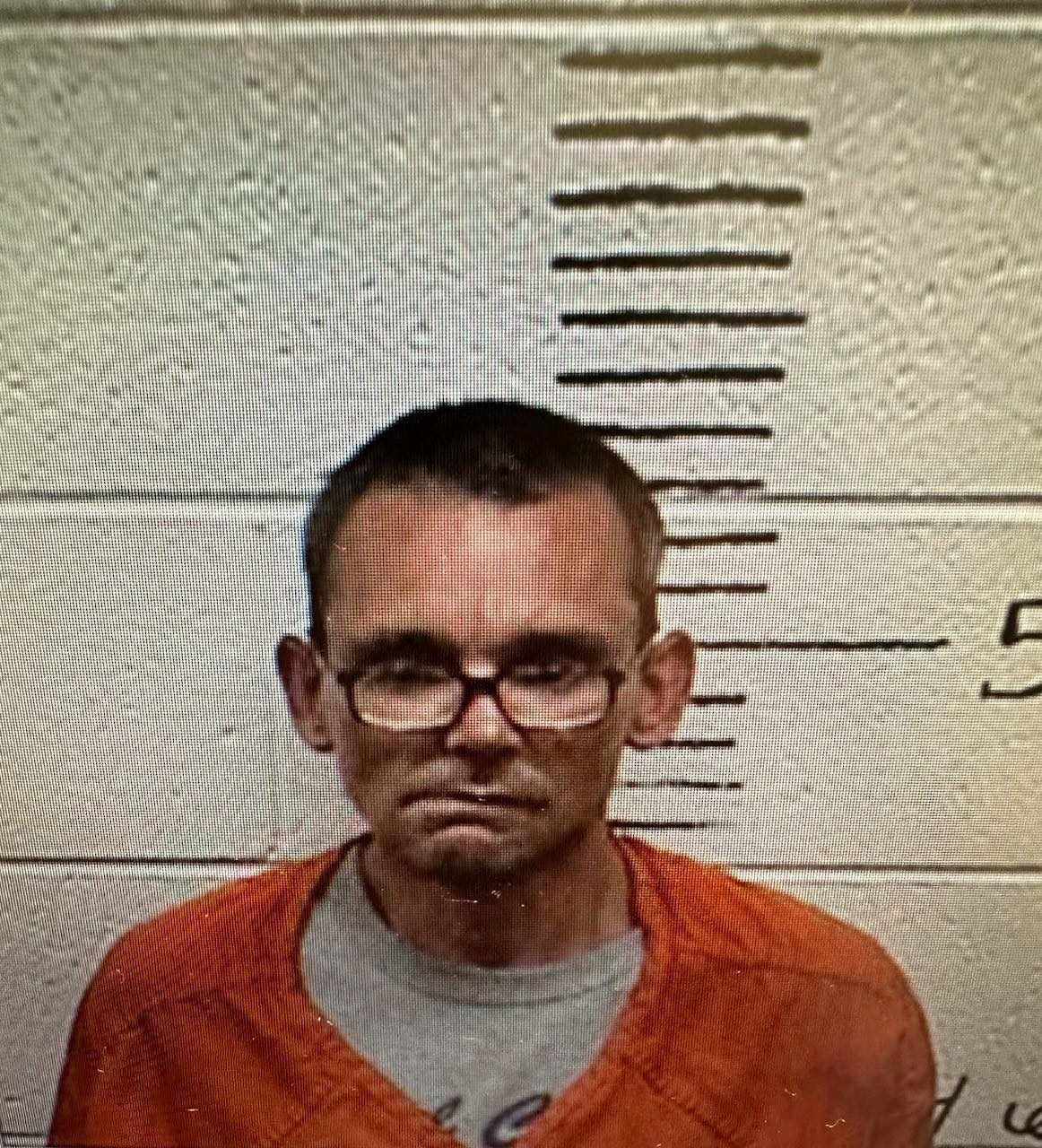 Dyer County escapee located outside Dollar General WBBJ TV