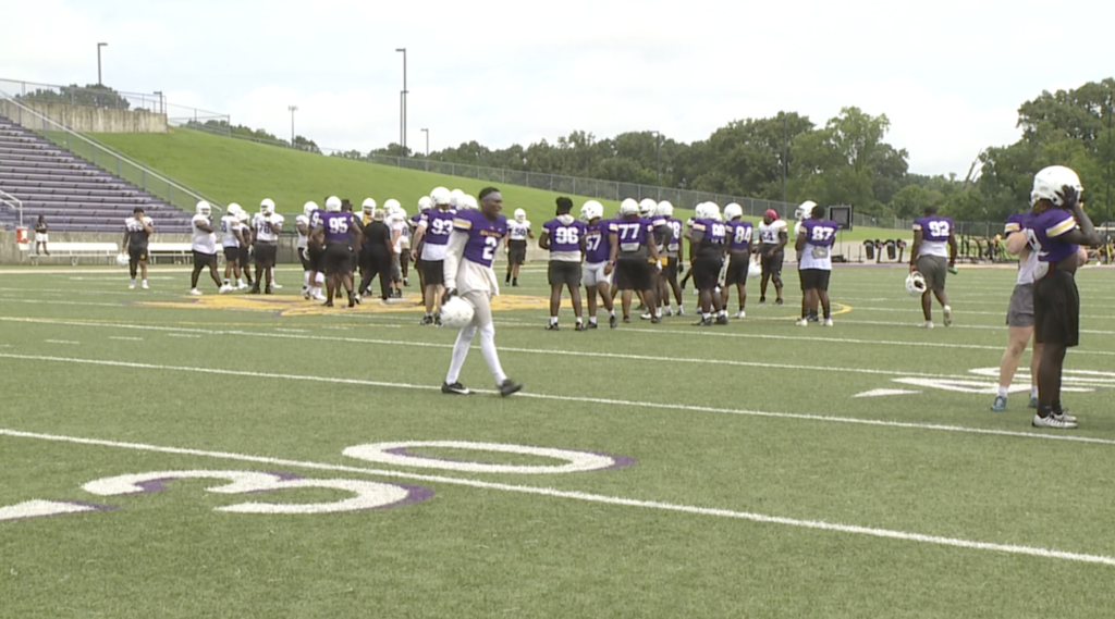 Bethel university football team preview - WBBJ TV