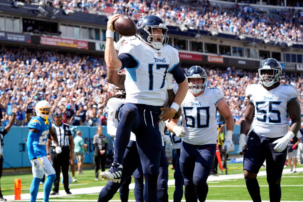 Folk's OT field goal in rain helps Titans snap 8-game skid with 27