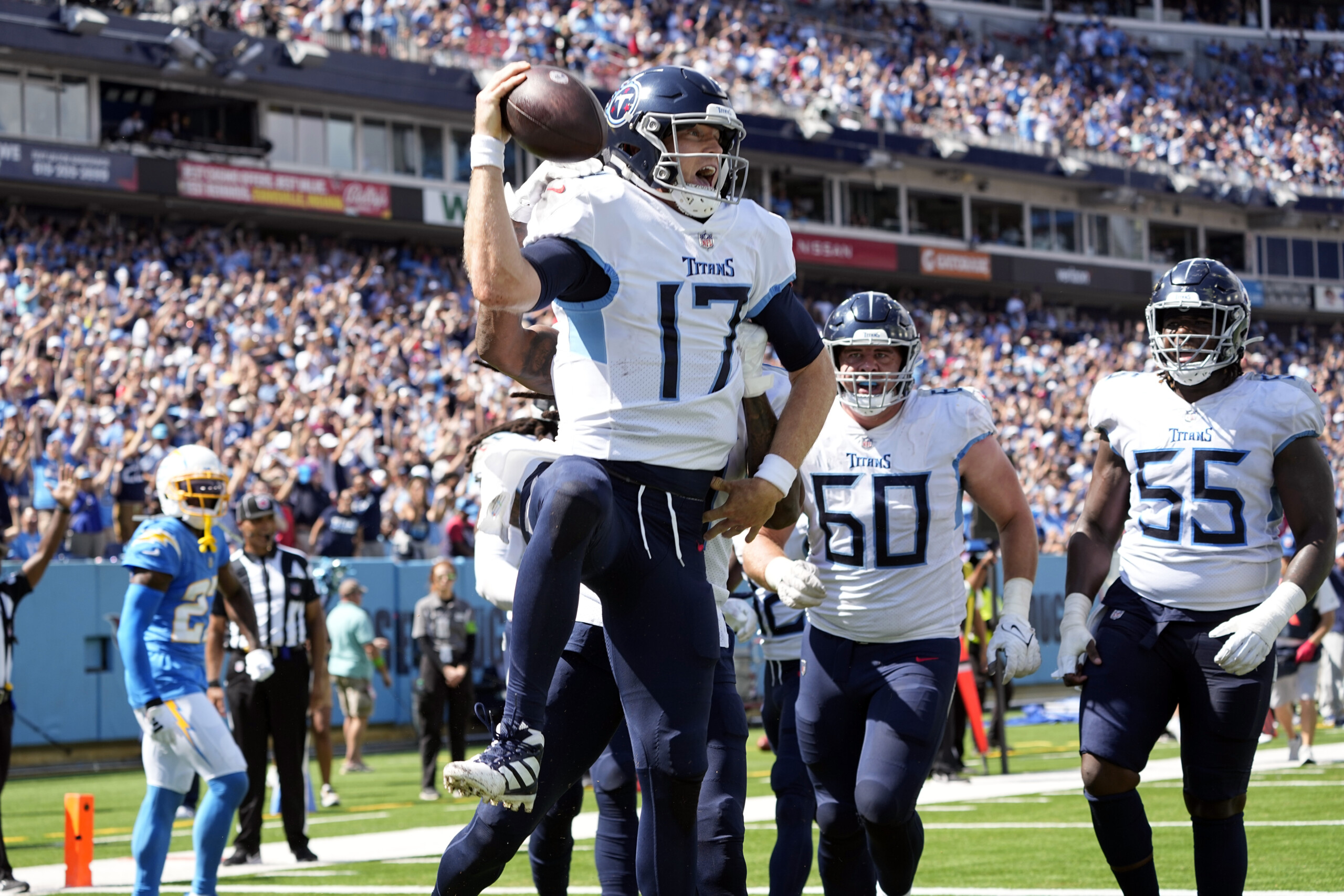 Folk's OT field goal in rain helps Titans snap 8-game skid with 27-24 win  over Chargers - WBBJ TV