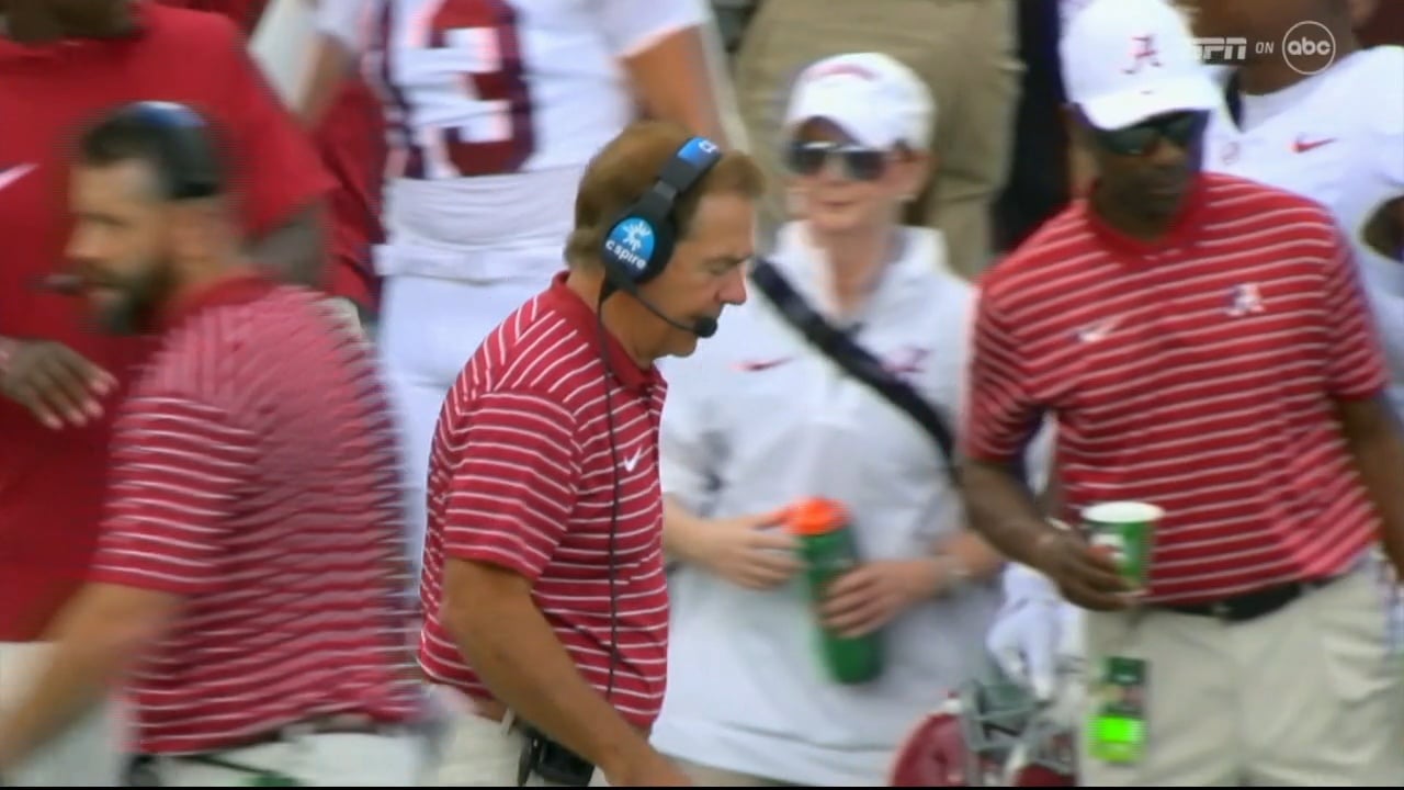 Alabama find a way after QB change to defeat USF – WBBJ TV