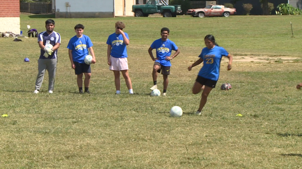 North Side Soccer Players Visit Elementary Students 3