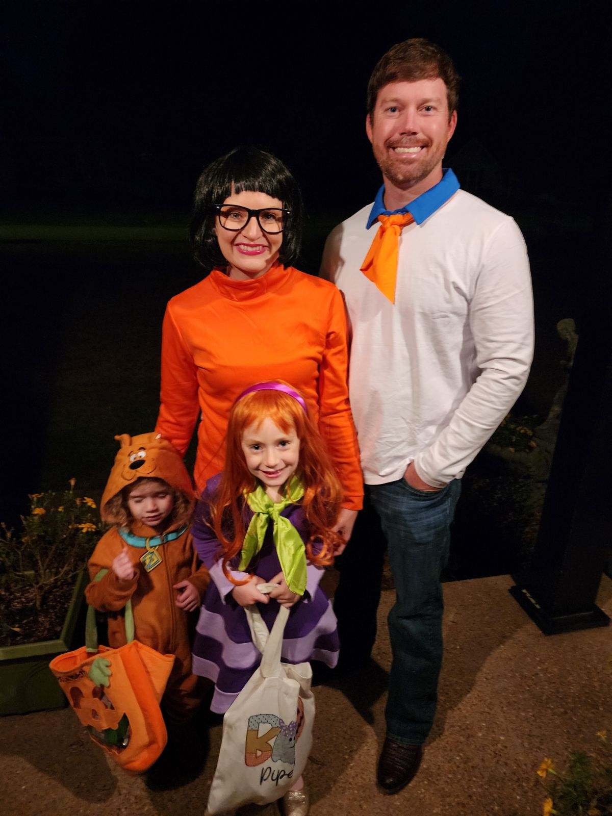 Russell family of McKenzie. Scooby-Doo - WBBJ TV