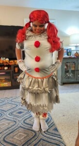 Mariah Thomas 9 Years Old Dressed As Miss Penny Wise From Lexington