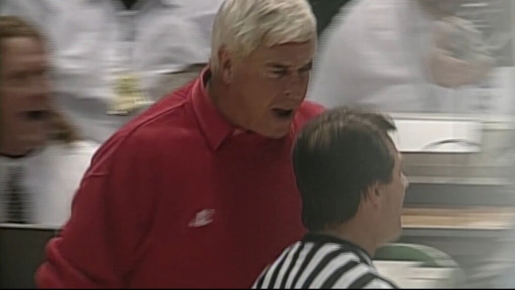 Bob Knight Passes Away 110123