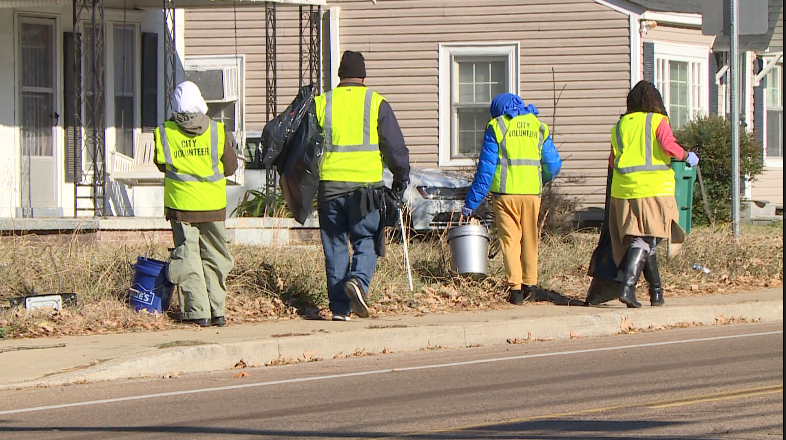 Group Pulls Together To Keep Jackson Clean 2
