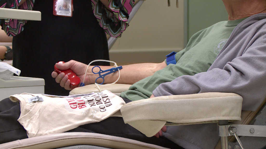 Holiday Hero Blood Drive At Lifeline 1