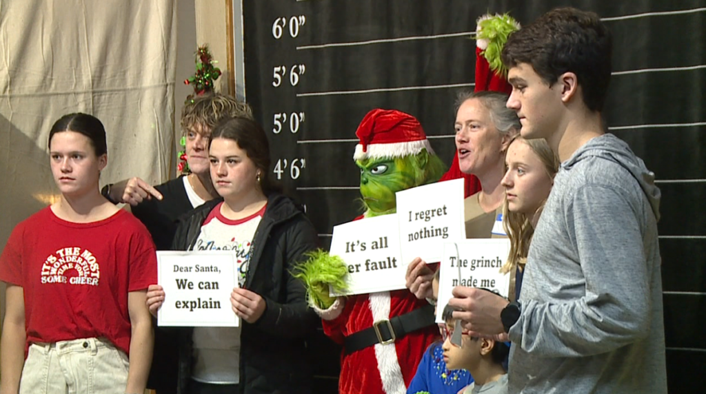 Santa The Grinch Visits Donnell Century Farm 1