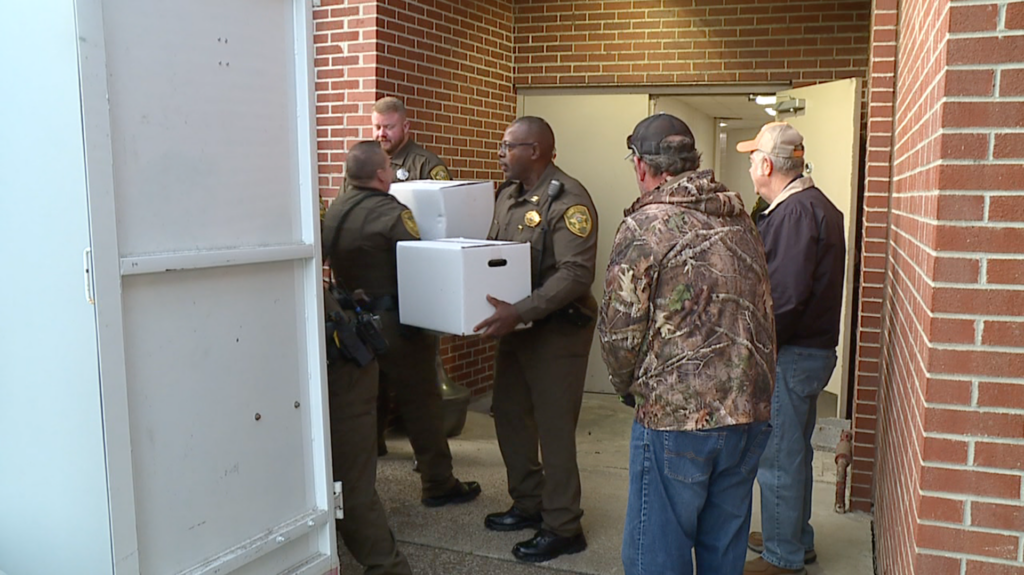 214 Fruit Boxes Gifted To Madison County Sheriffs Office 2