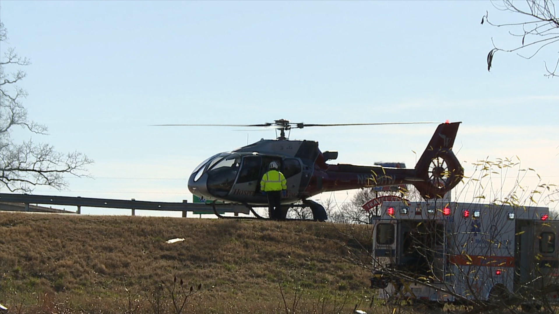 Wreck Near I 40 Draws Multiple First Responders Wbbj Tv