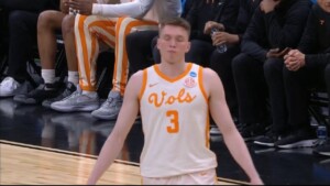 Vols Advance To 2nd Round Ncaa Tournament