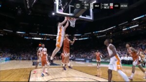 Vols Advance To Sweet 16