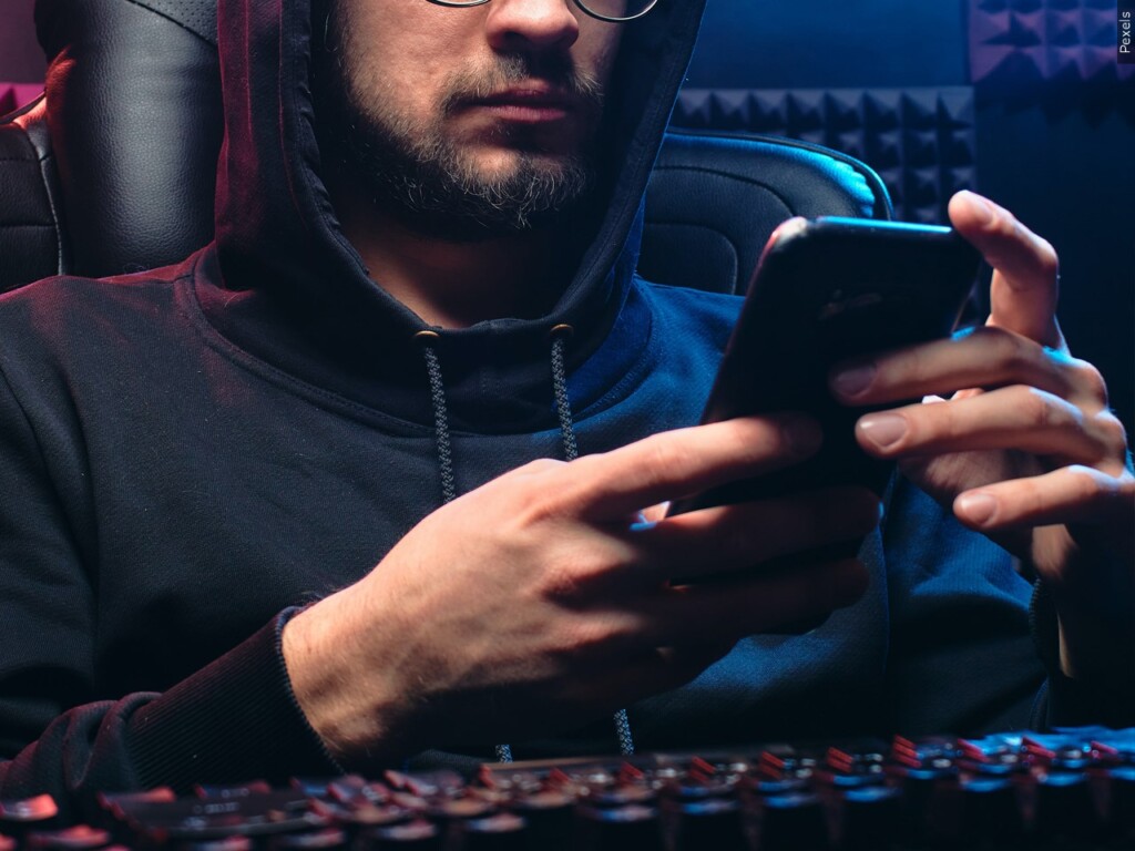scammers