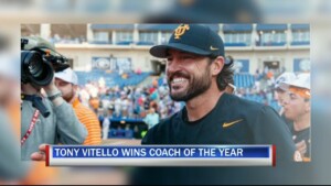 Vols Tony Vitello Wins Coach Of The Year
