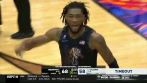 Memphis Tigers Defeat Uconn In Manu Invitational