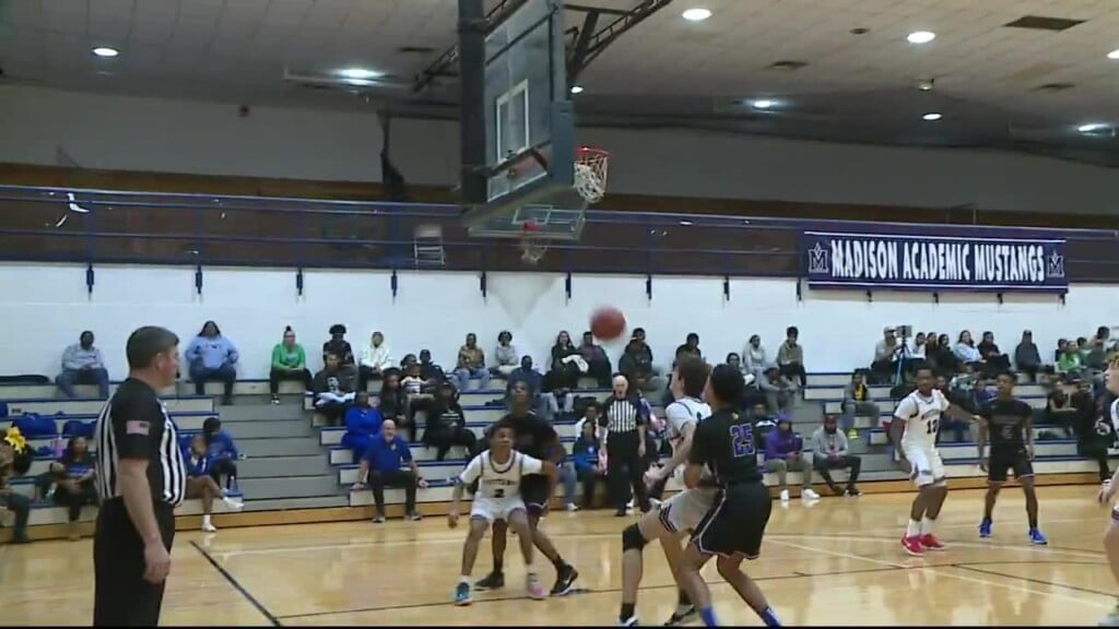Tuesday Night Hoops North Side Defeats Madison