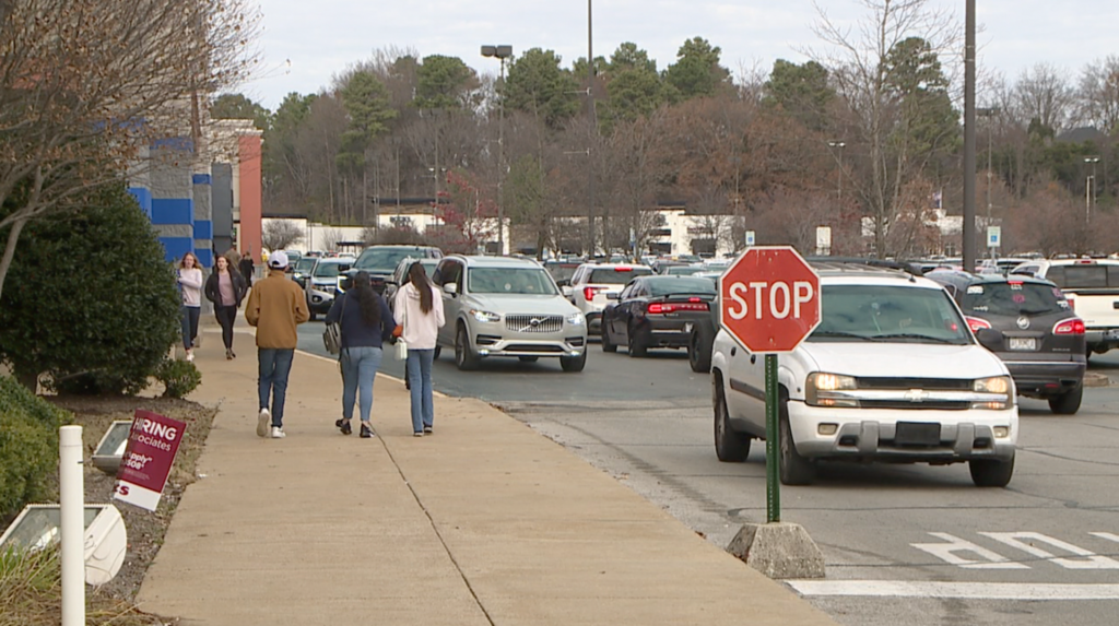 Last-minute shopping continues in the Hub City – WBBJ TV