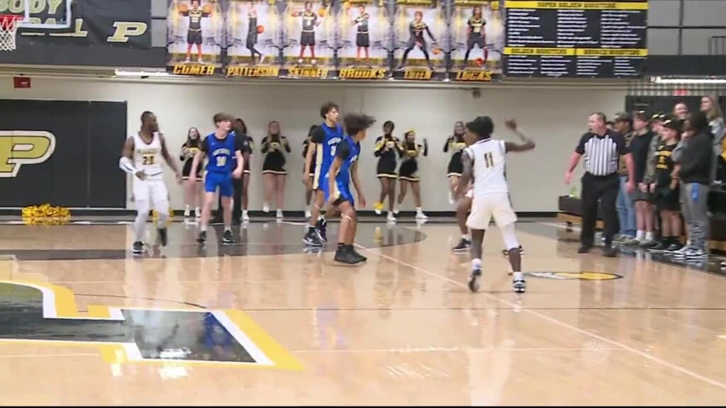 Tuesday Niight Hoops Huntingdon Defeats Peabody