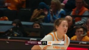 Lady Vols Beat Lady Bulldogs