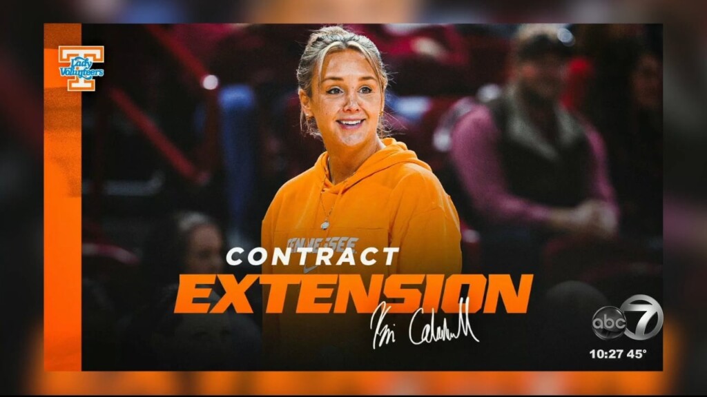 Lady Vols Extend Head Basketball Coach Kim Caldwell