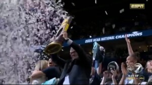 Coach Geno Win Uconn Lady Huskies 12 National Championship
